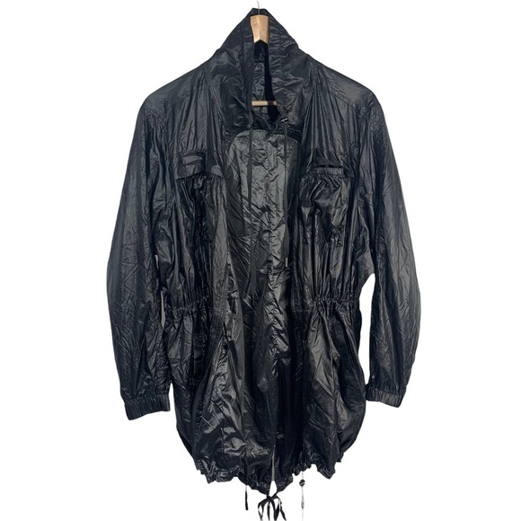 Blank NYC lightweight packable rain jacket - Picture 5 of 10